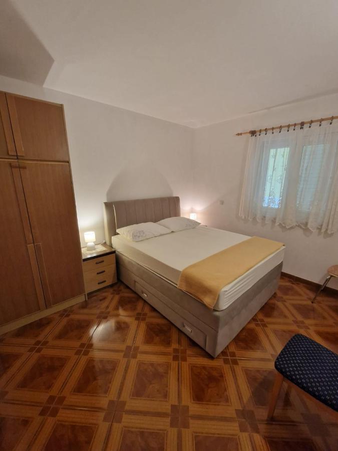 Apartments Marija Pisak Exterior foto